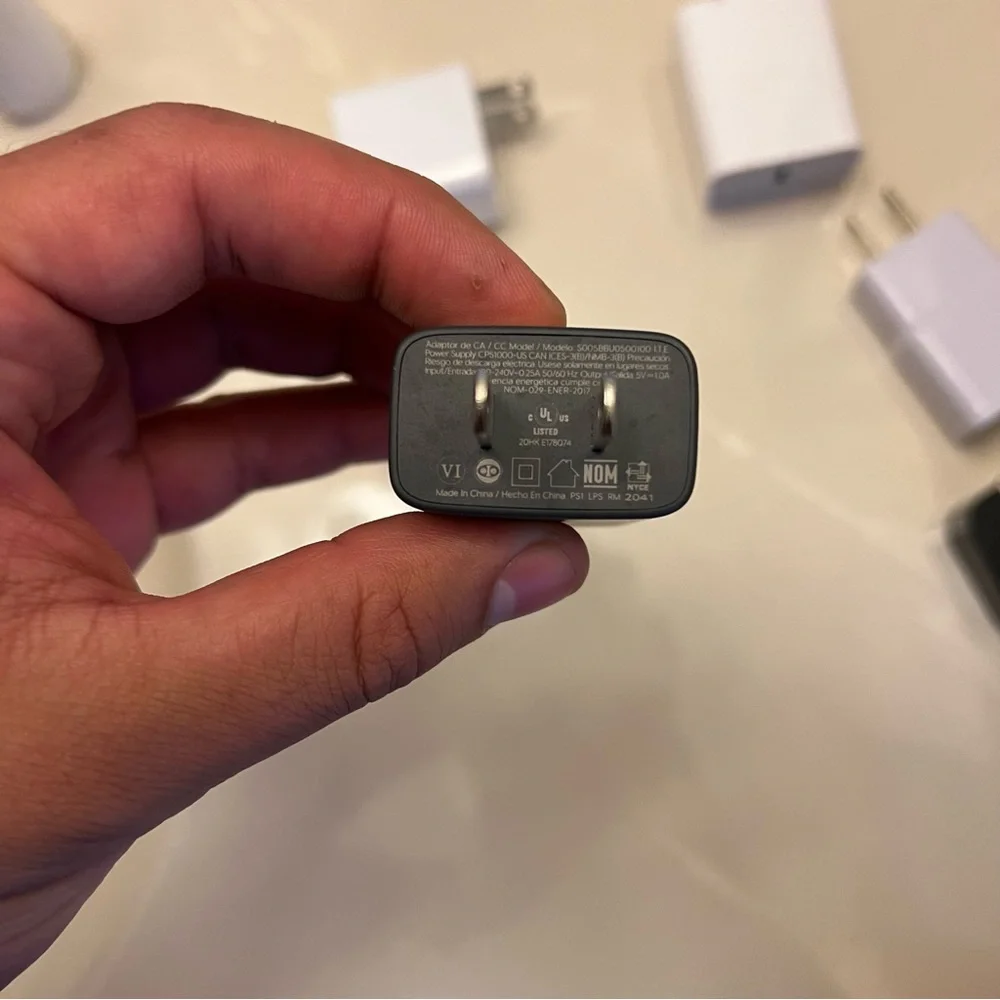 Charger Cubes/blocks‎ (set of 6, Samsung, Amazon)